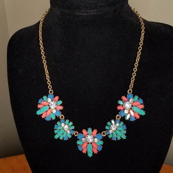J Crew Pink Blue Rhinestone Flower Necklace - Picture 9 of 10